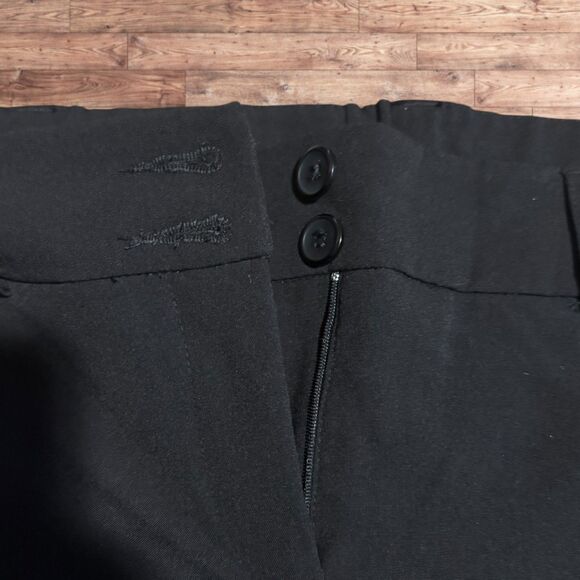 NWOT WOMENS DRESS CAPRIS SIZE 6 - Picture 3 of 4